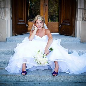 modern-ontario-purple-banquet-hall-wedding-04