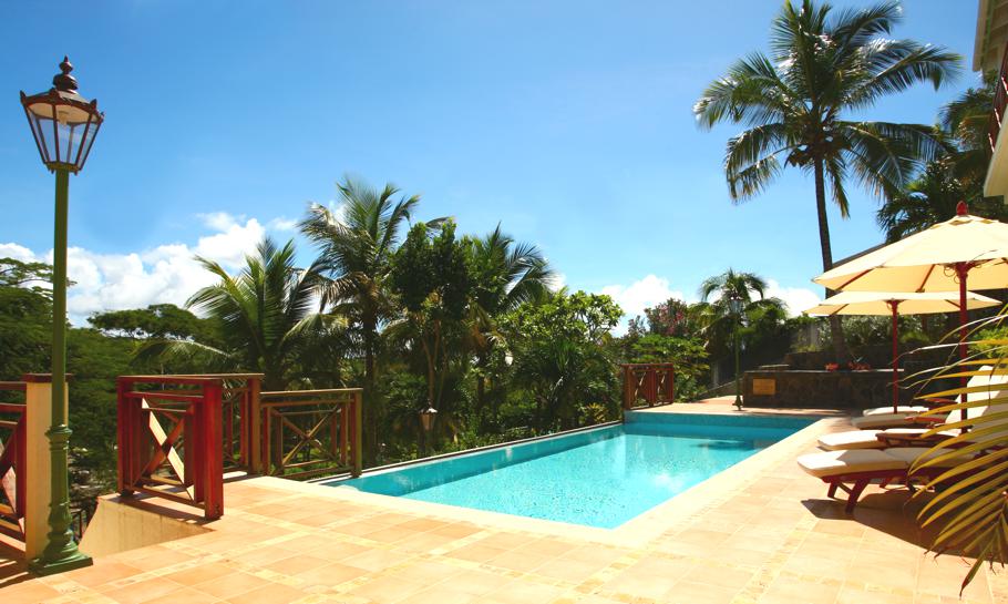 bequia-beach-hotel-grenadines