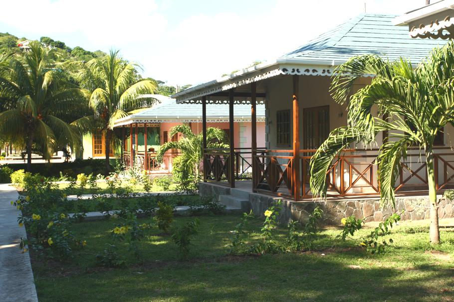 bequia-beach-hotel-grenadines