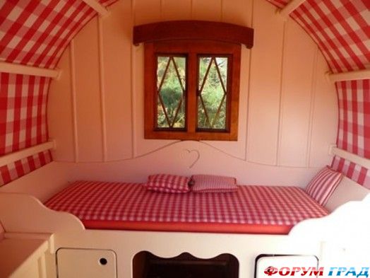 Домик на колесах