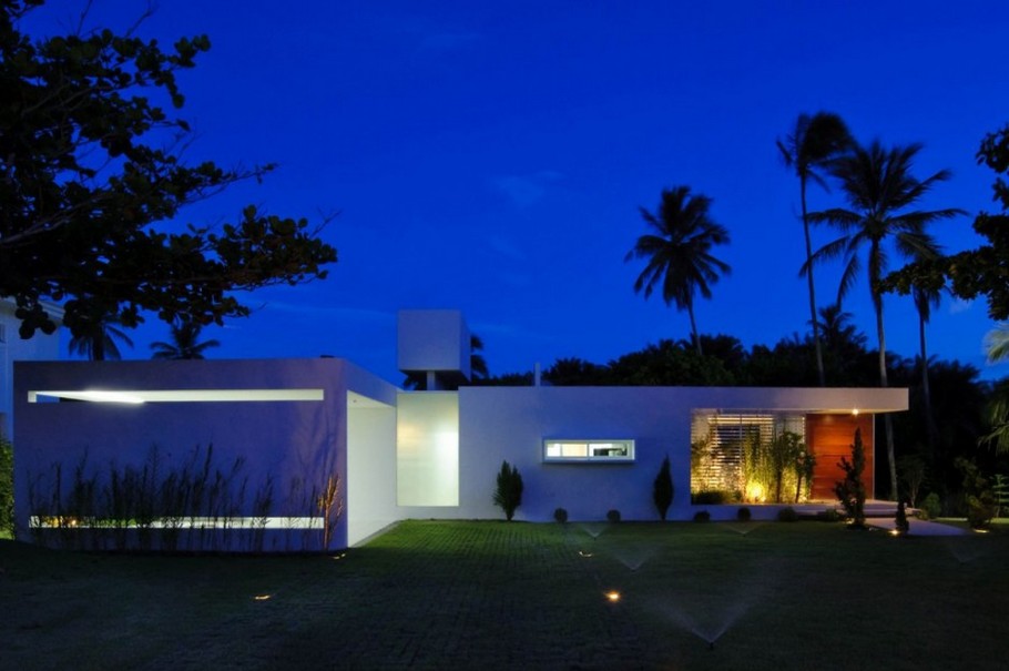 house-carqueija-by-bento-azevedo-architects
