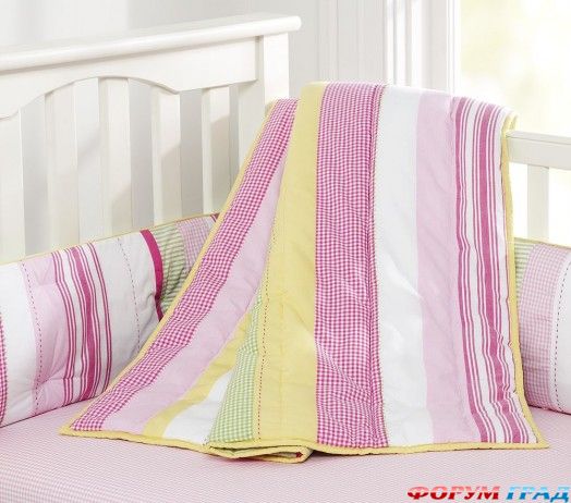 Розовая детская