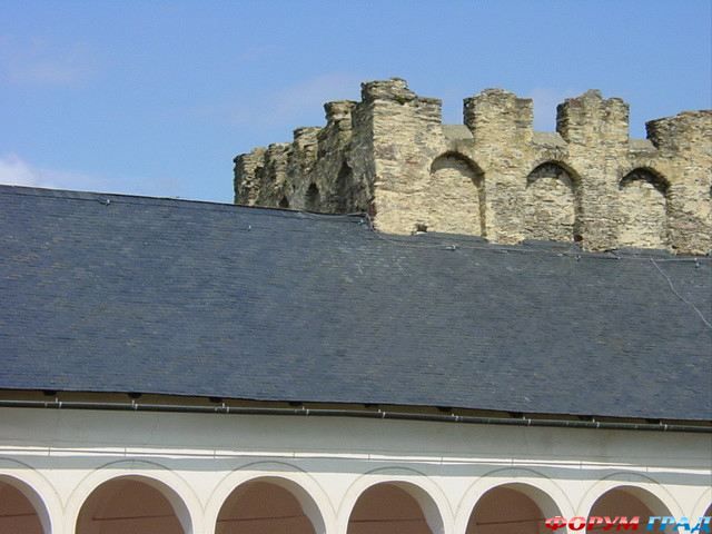 Замок Штрассбург