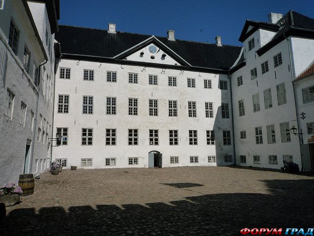 Замок Драгсхольм