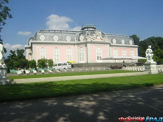 Замок Бенрат
