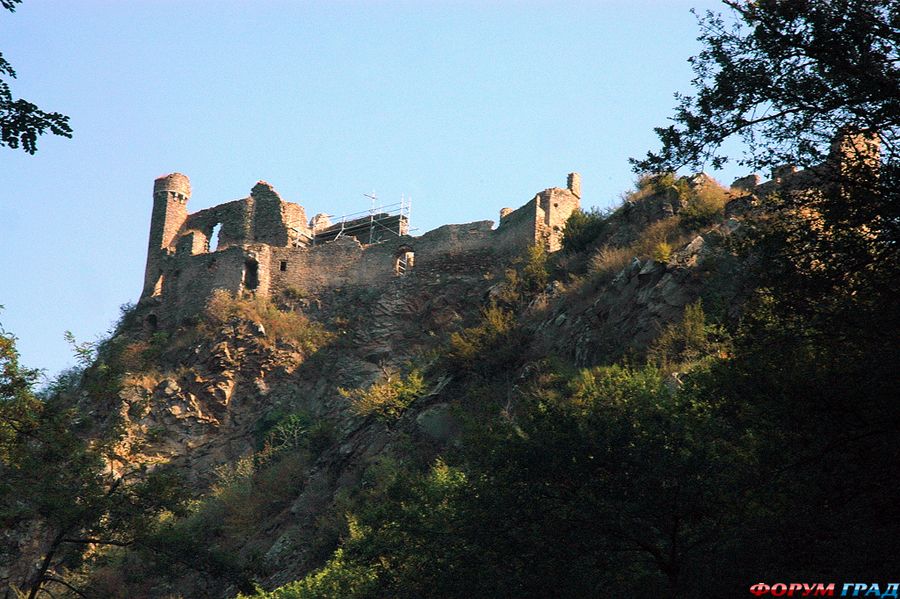 Замок Меюн-на-Йевре