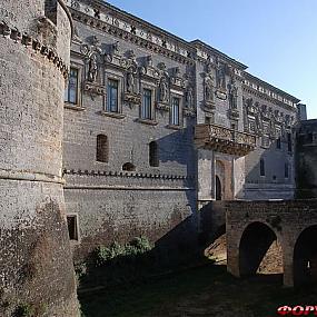 Замок Корильяно