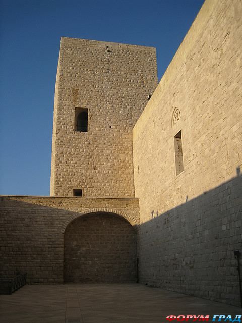 Замок Трани