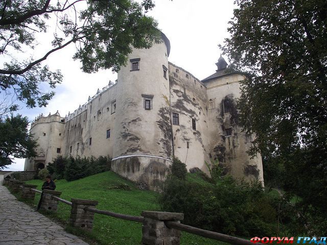 Замок Дунаец