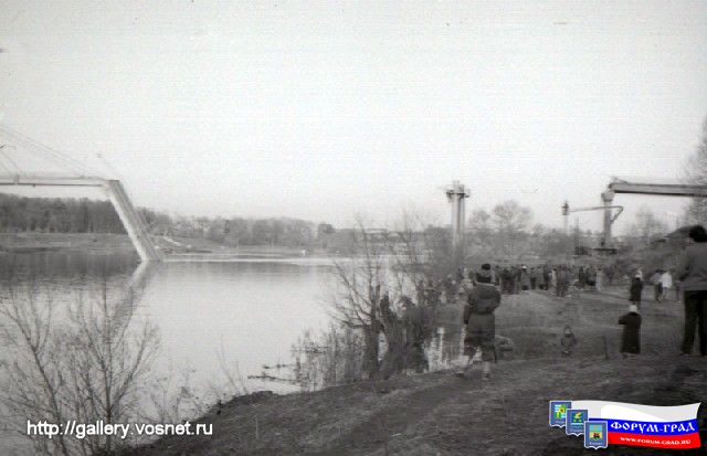 Пешеходный мост в воскресенске