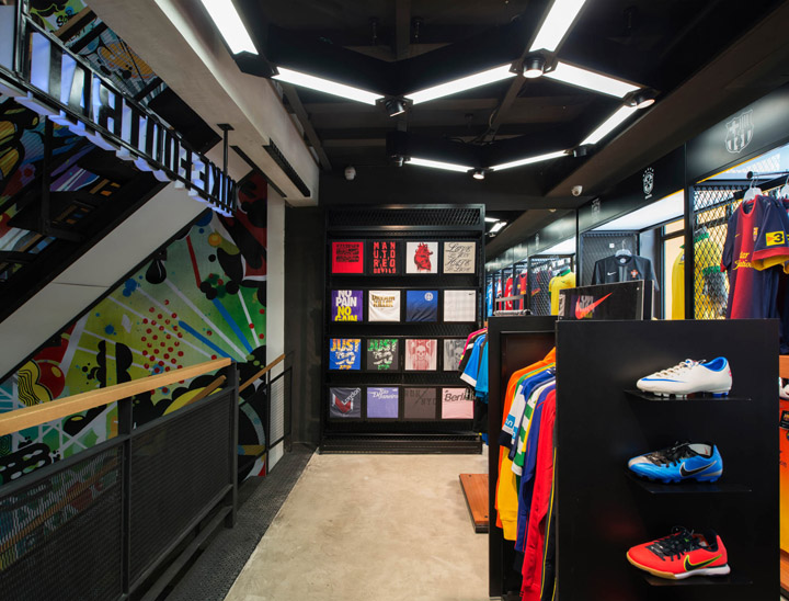 ari-football-flagship-store-whitespace-bangkok-04