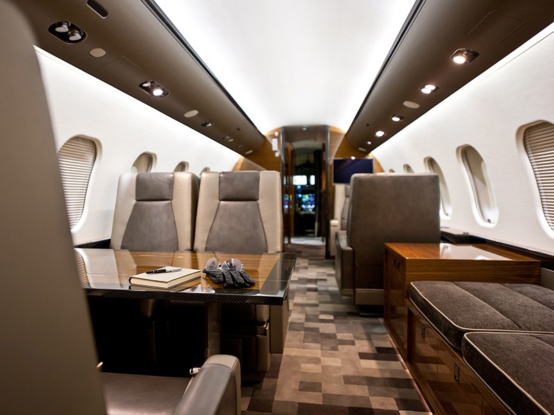 bombardier-global-private-jet-6000-09