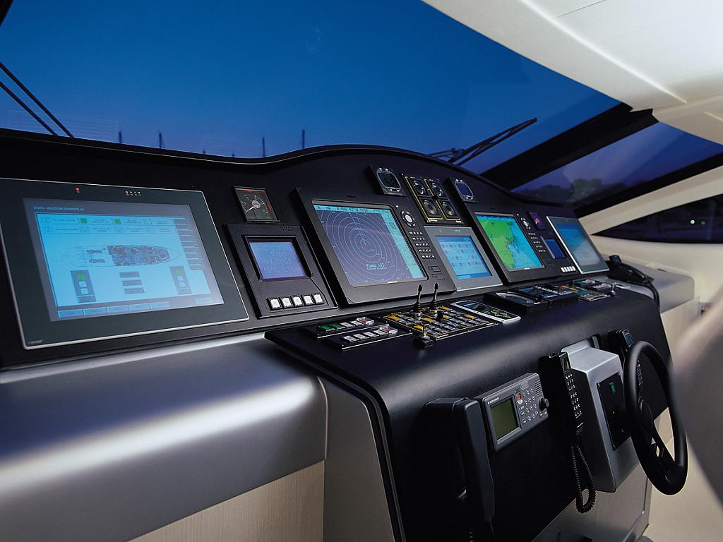 pershing-115-motor-yacht-29