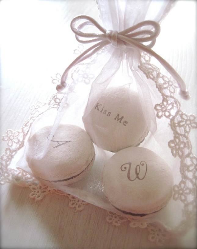 delicious-macarons-for-your-wedding-20