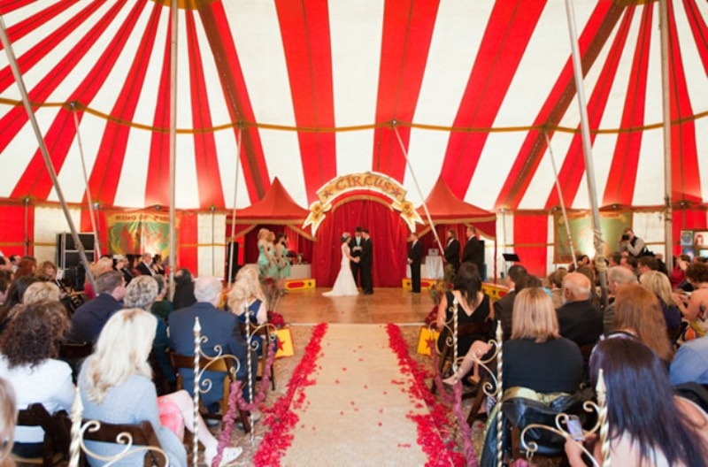 unique-and-special-wedding-tents-ideas-13