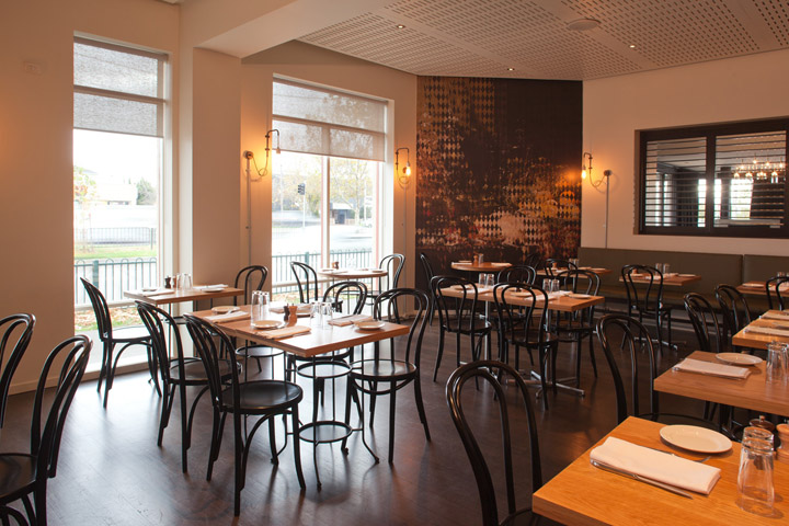 grosvenor-hotel-restaurant-bar-red-design-group-melbourne-07