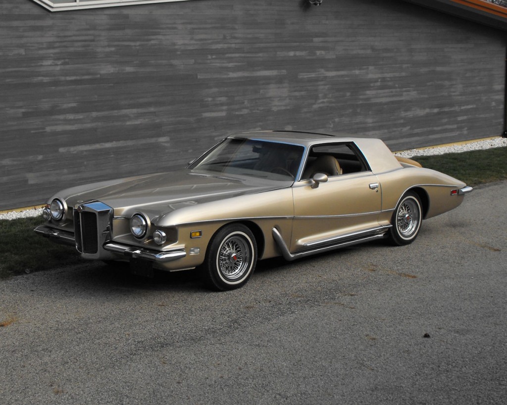 1973-stutz-blackhawk-coupe-1