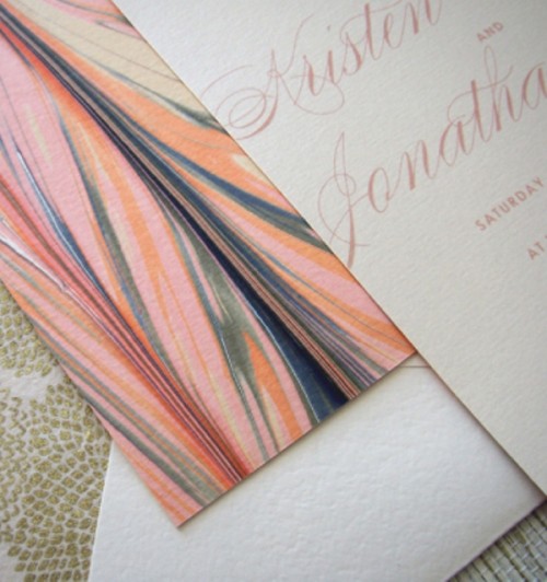 22-marbleized-details-for-your-wedding-look-and-decor-15