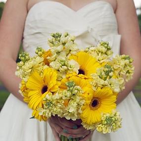 25-yellow-wedding-bouquets-7