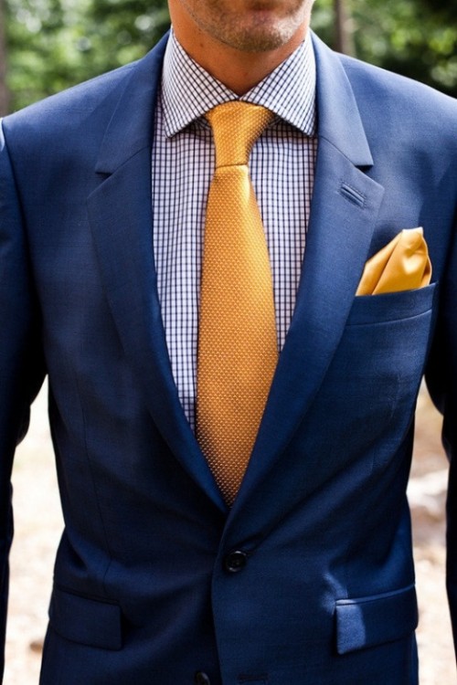 27-bright-and-colorful-grooms-suits-ideas-3