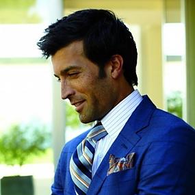 27-bright-and-colorful-grooms-suits-ideas-8