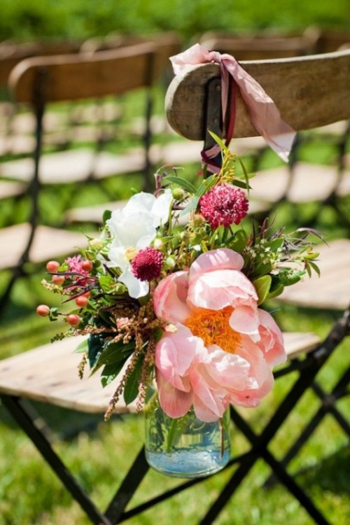 30-ideas-of-chair-decor-with-pretty-floral-swags-and-posies-15