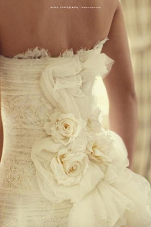 35-floral-fancies-and-prints-wedding-inspiration-15