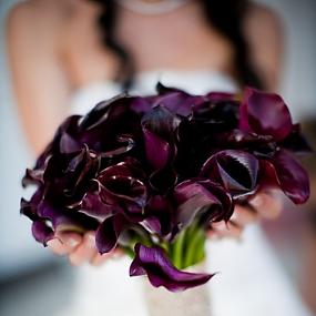 40-glamorous-dark-purple-wedding-inspirational-ideas-9
