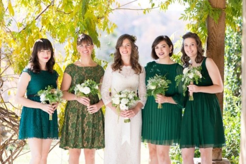 40-trendy-emerald-green-wedding-ideas-3