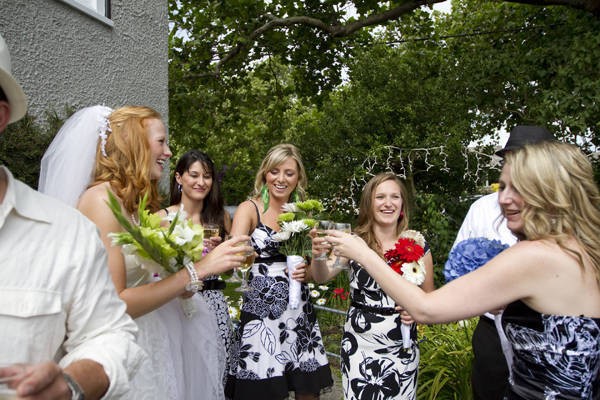 alicia-shaugns-b-c-backyard-wedding24
