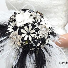 awesome-ideas-for-a-black-and-white-wedding-28