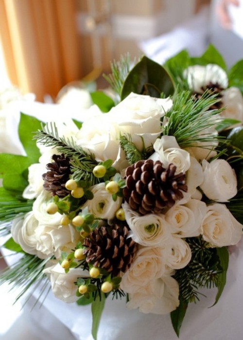 http://gallery.forum-grad.ru/files/1/1/5/6/1/2/beautiful-winter-wedding-bouquets-54.jpg