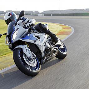 bmw-hp4-13