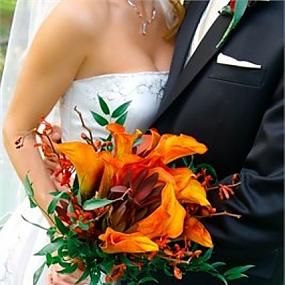 bright-orange-bridal-bouquets-17