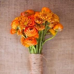 bright-orange-bridal-bouquets-26