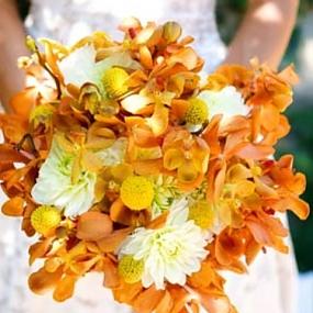 bright-orange-bridal-bouquets-4