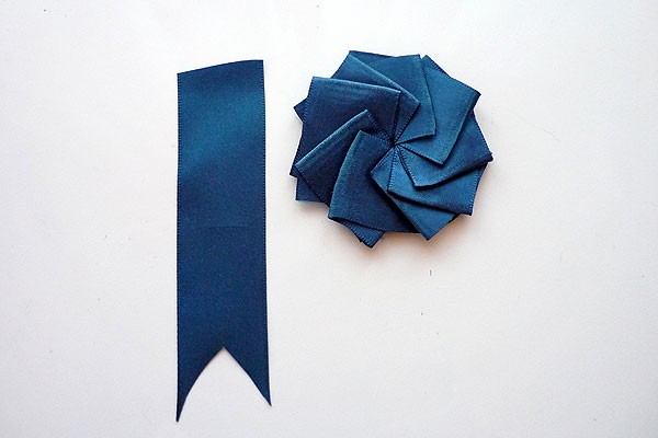 diy-ribbon-boutonniere8