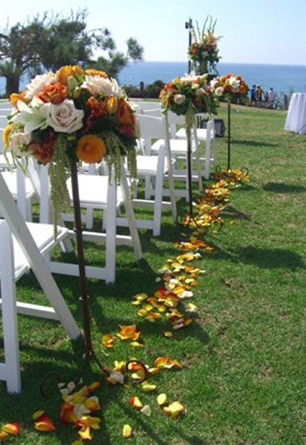 how-to-use-flowers-for-wedding-decor-ideas-38