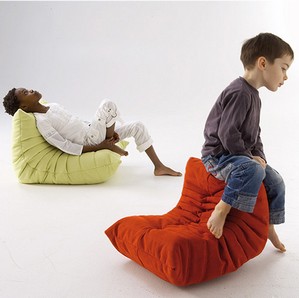 minin-togo-chair-by-ligne-roset1