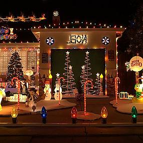 outdoor-christmas-decorations-3