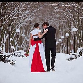 red-winter-wedding-inspirations-16
