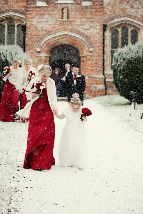 red-winter-wedding-inspirations-7