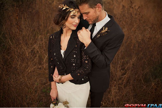 refined-black-and-gold-wedding-inspiration-1