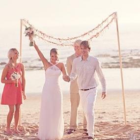 rich-coral-wedding-inspiration-23