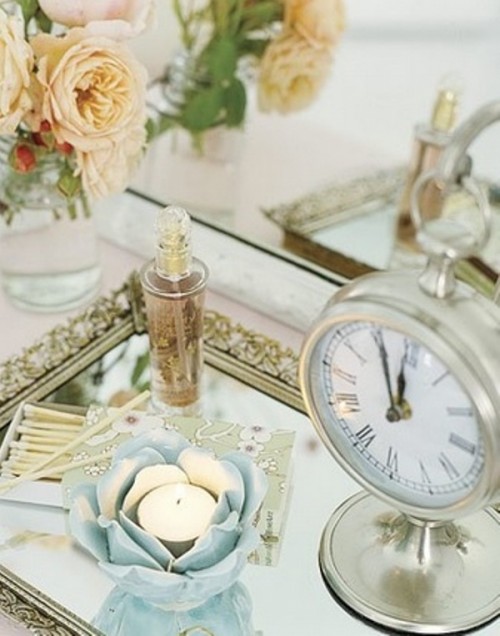 unusual-and-romantic-wedding-theme-with-clocks-3