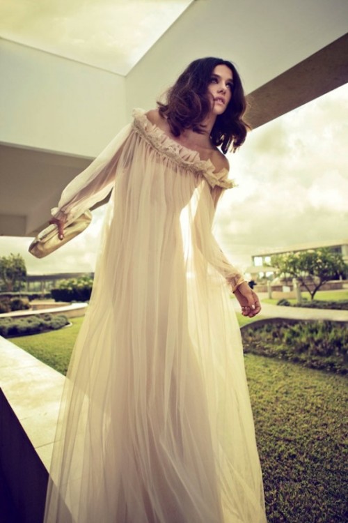 very-elegant-and-glam-wedding-dresses-by-zahavit-tshuba-6