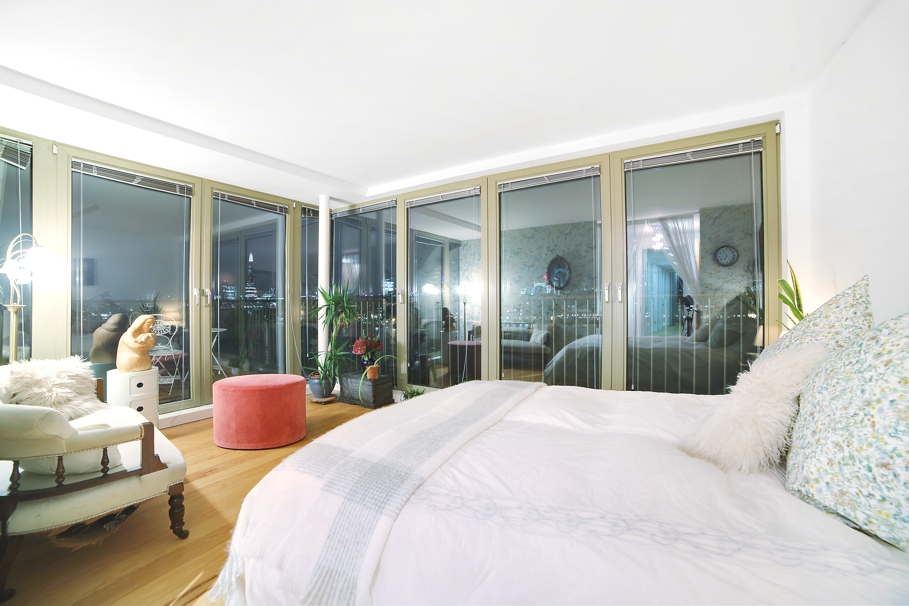 tunnel wharf stylish london house-02