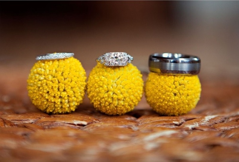 inspiring-ways-of-using-billy-balls-in-your-wedding-decor-13