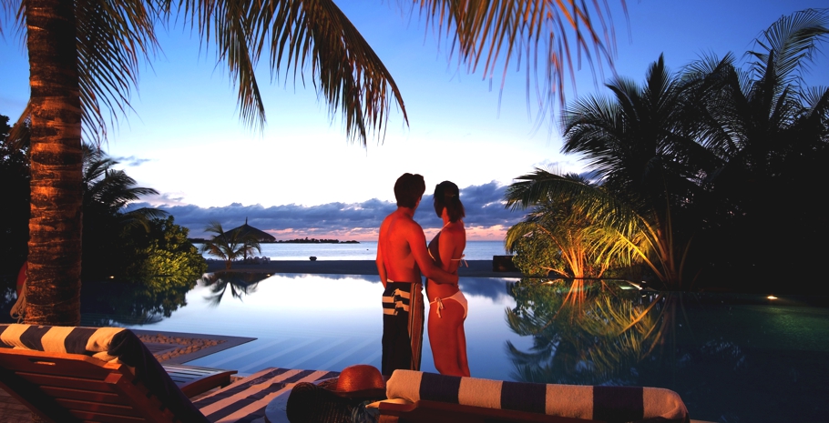 stunning-olhuveli-beach-spa-resort-maldives-18