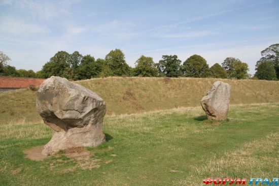 Avebury Henge/ каменные круги Эйвбери
